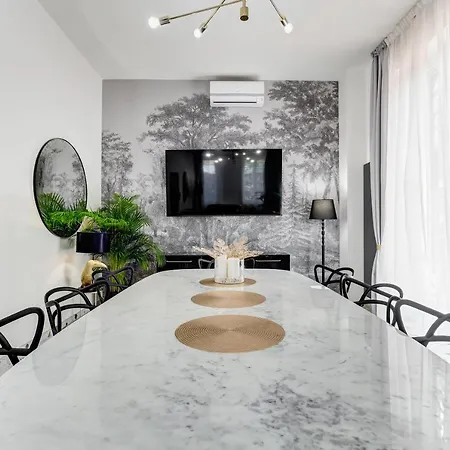 Villa Chiara - A New Luxury Star Is Born In Rome! Roma