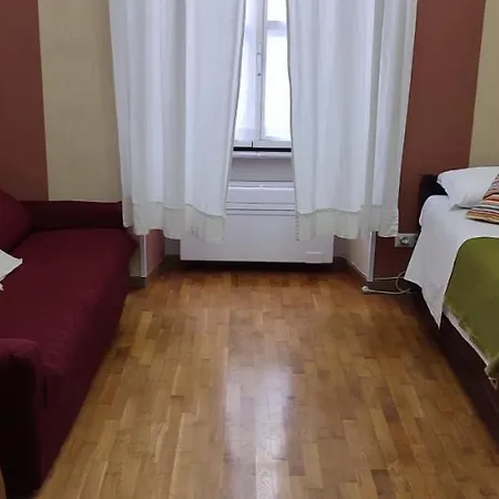 Apartment Incantevole Termini Rome