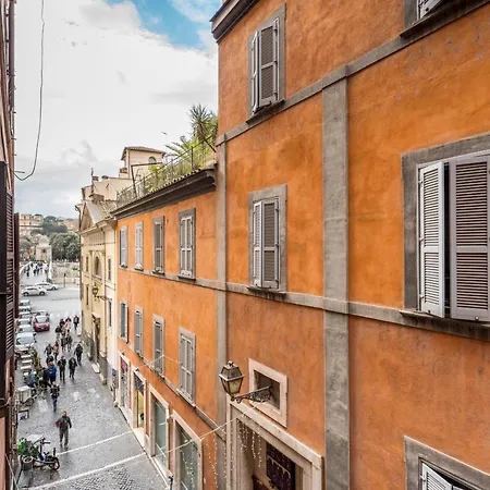 Apartment Maison Regola, Styilish In Campo De Fiori Rome