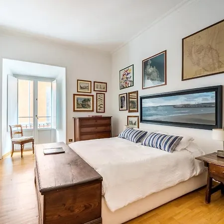 Maison Regola, Styilish In Campo De Fiori Apartment