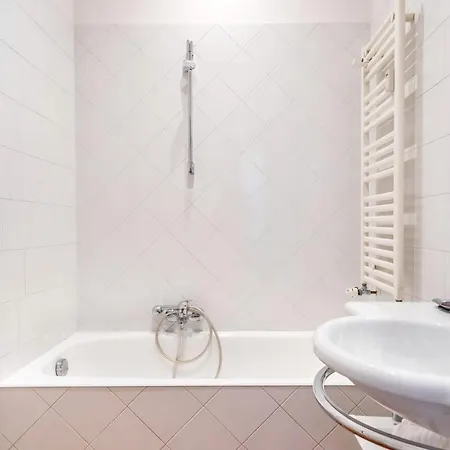 Maison Regola, Styilish In Campo De Fiori Apartment Rome