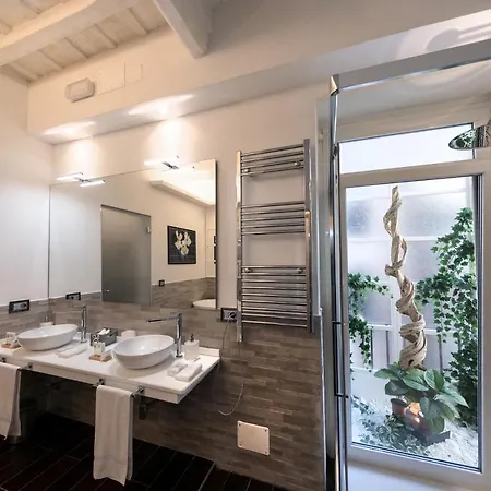 Barcaccia Luxury