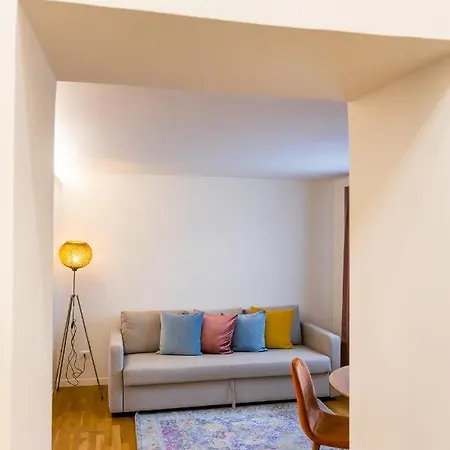 Vatican Apartment *