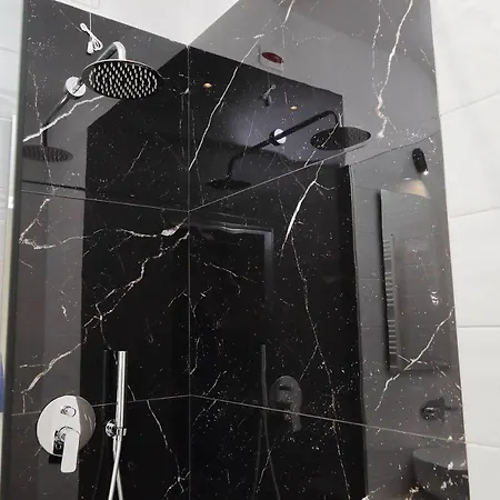 La Casa Di Flavia Pensjonat *