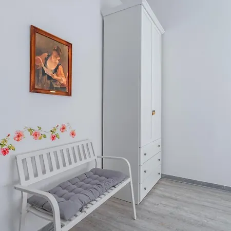 Apartment Arvalia By Rentbeat