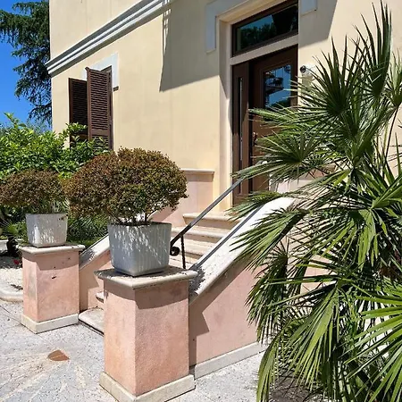 La Villa, Tiburtina Valley Roma