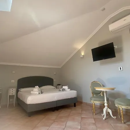 Hotel Sourire 3*