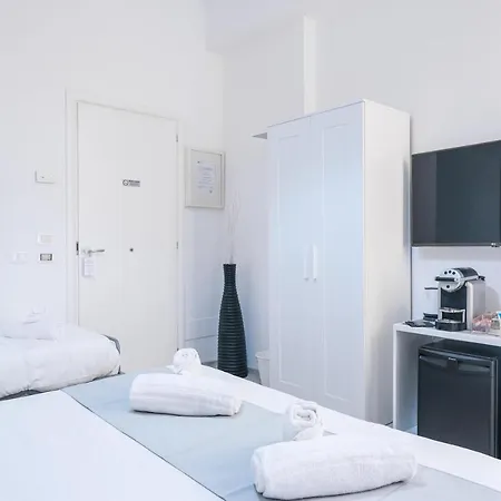 Viale Giulio Cesare Guest house 2*