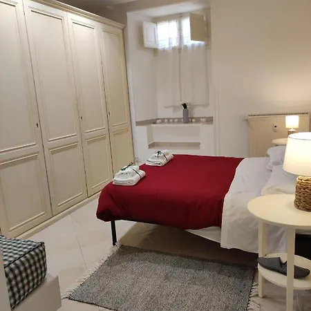 Apartment House For Families And Friends