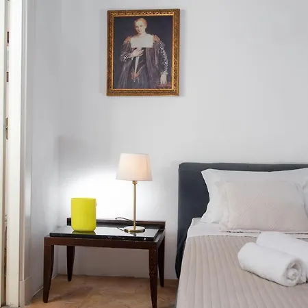 Banchi Nuovi House Roma