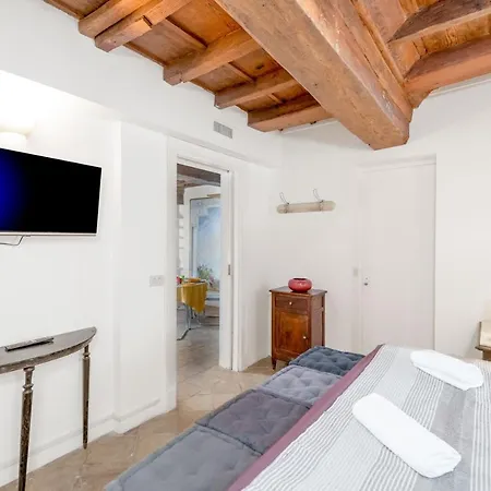 Appartamento Banchi Nuovi House Roma