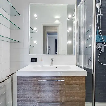 Bmga L Luxury 3bdr Apt With Stunning View In Center *