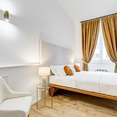 Monti Cavour Guest house Rome