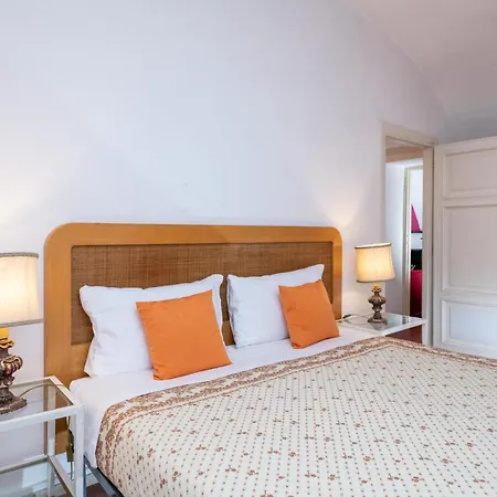 Arco In Pantheon Apartment
