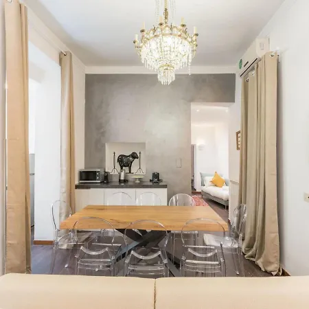 Apartment The Rent - Three-bedroom Close To The Quirinale
