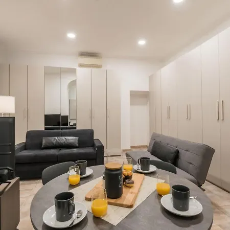 The Rent - Gorgeous One-bedroom Near Piazza Di Spagna