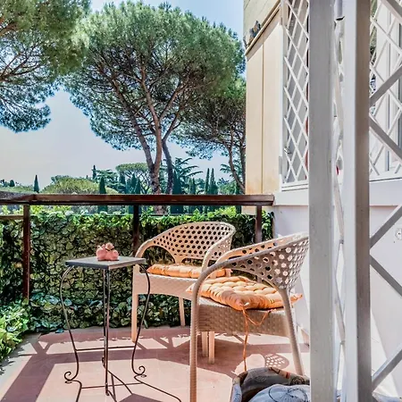Maison Accademia Apartment *