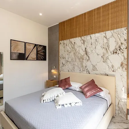 Kosmo Luxury Guest house