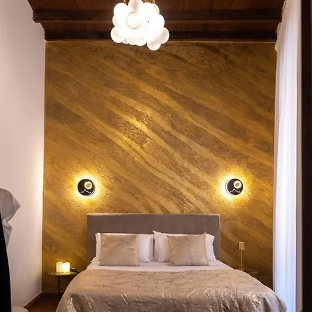 Campo De Fiori Chic Apartment