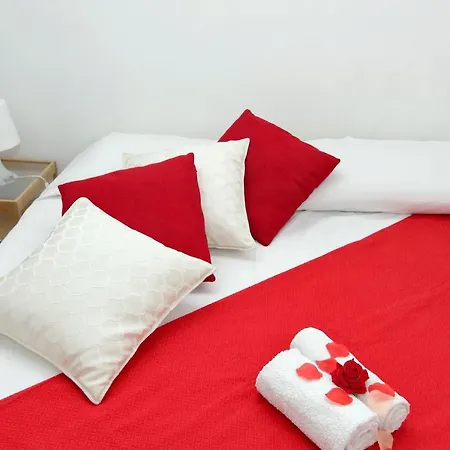 Sanctuary 32 *