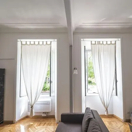 Lovely And New Near Termini Station Apartment Rome