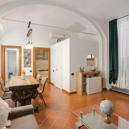 D'elite Trevi Fountain Apartment