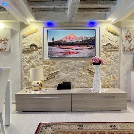 Historic Center, 800 Meters From The Trevi Fontain Apartment Rome