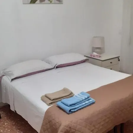 Guest house Corneliaguesthouse *