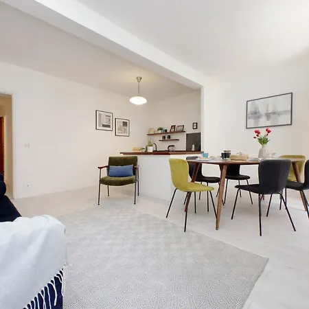 Monti Spacious 2 Apartment Rome