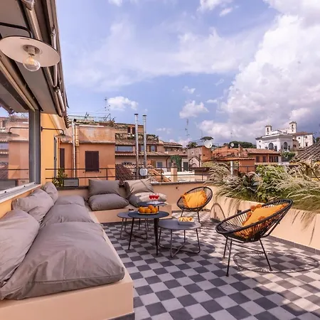Romac - Condotti Penthouse In The Spanish Steps Area Appartement