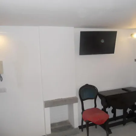 Appartement Studio In Trastevere Panieri 48 10 Rome