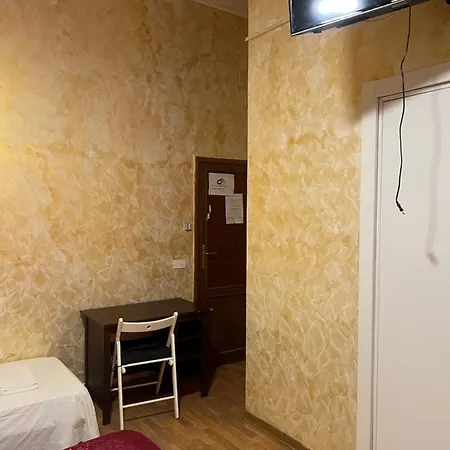Terminal Guest Houst 2 *