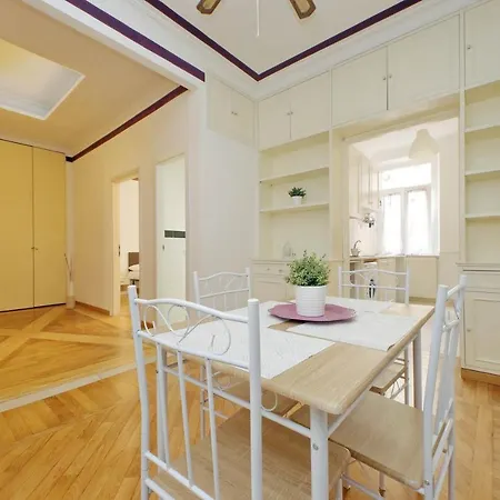 Sanctuary 32 Apartment