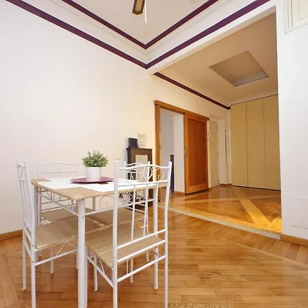 Sanctuary 32 Apartment
