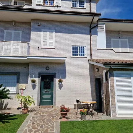 Castelbarco House A Guest house *