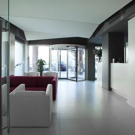 Hotel Moderno 4*