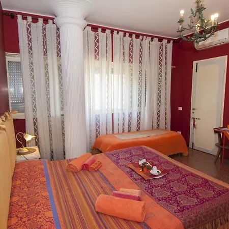 Passeggiate Romane Bed and Breakfast
