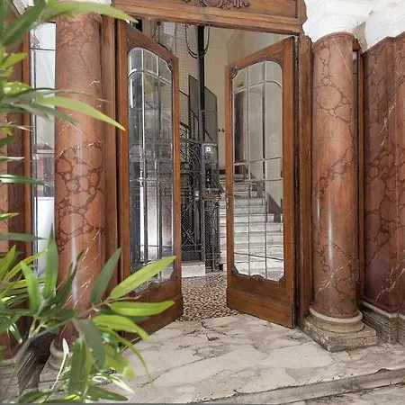 Bed & Breakfast Residenza Zanardelli Rome
