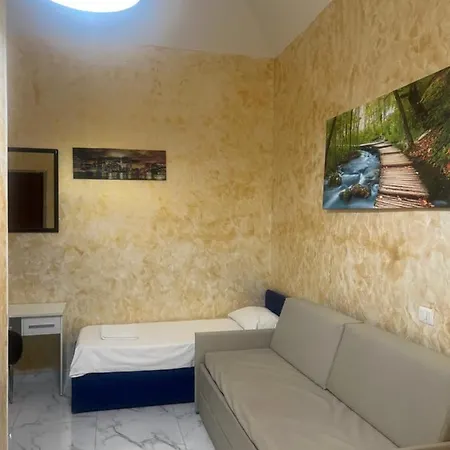 Termini Golden House Roma