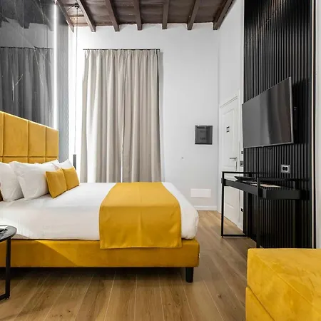 At Luxury Navona Rom