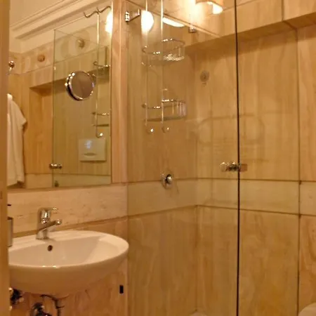 Residenza Al Corso Bed & Breakfast 3*