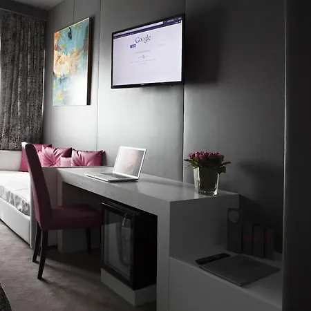 Moderno Hotel