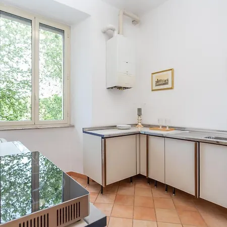 Apartment Daplace - Beatrice Rome