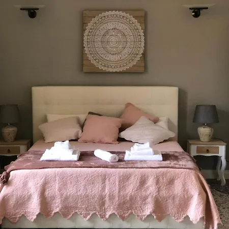 Luxury Camilla Apartament *
