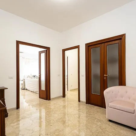 Apartment Jmartins Vatican 2 *