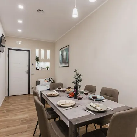 The Rent - Modern Three-bedroom A Few Steps From The Colosseum Appartement *