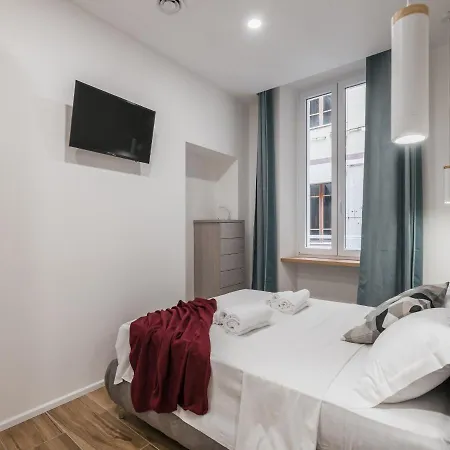 Apartamento The Rent - Modern Three-bedroom A Few Steps From The Colosseum *