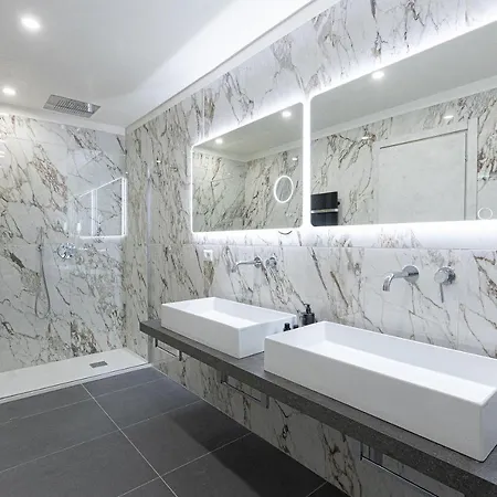 Kosmo Luxury Rome