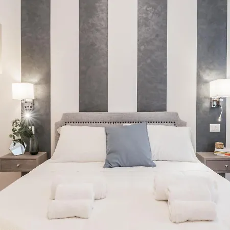 Apartment The Rent - Spacious Three-bedroom Near The Colosseum *