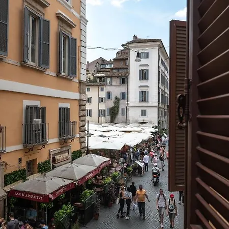Apartment Campo De Fiori Chic Rome